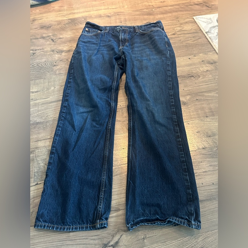 Old navy Loose Ankle Jean size 36x32